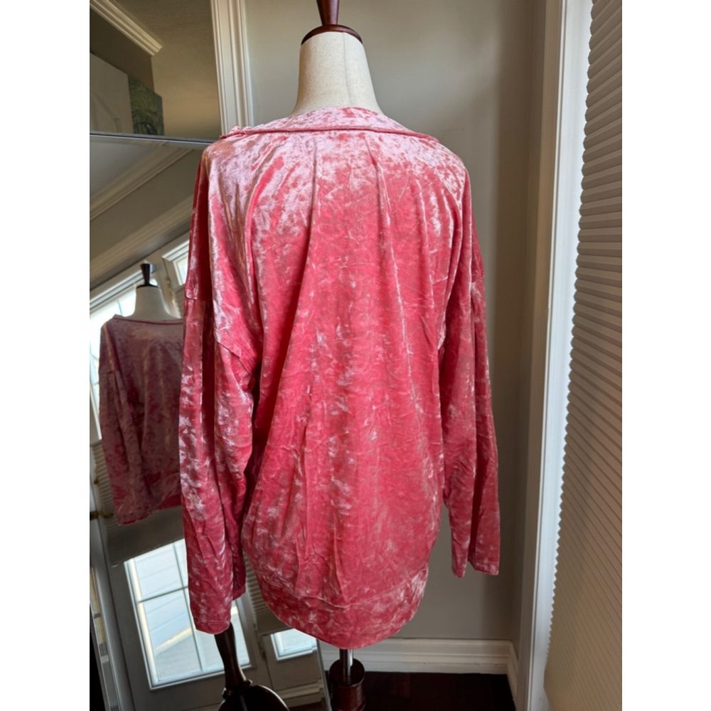 Maronie | Long Dolman Sleeved in Pink Salmon Velvet | L - Picture 2 of 8